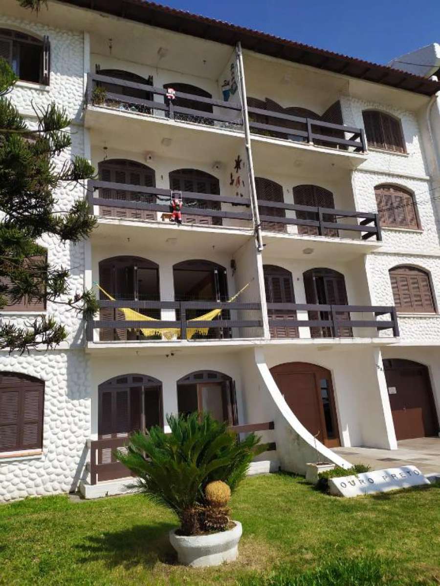 Apartamento Ed. Ouro Preto Beira Mar