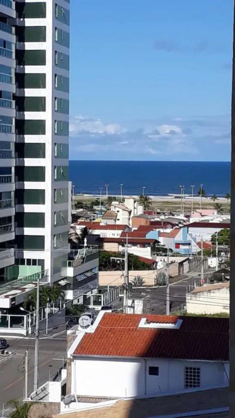 APARTAMENTO EXCELENTE NA PRAIA DA ATALAIA