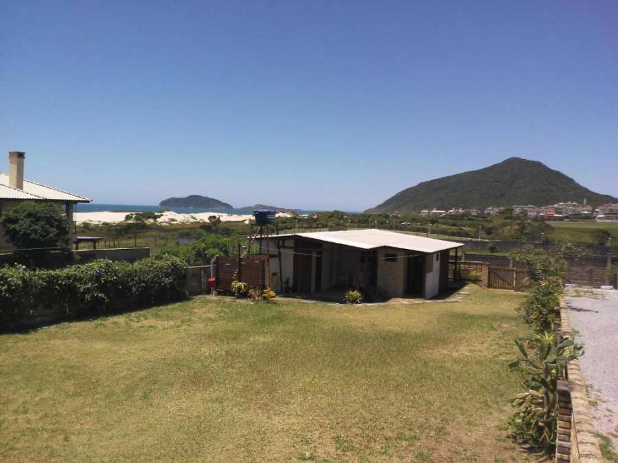 Casa na praia do santinho