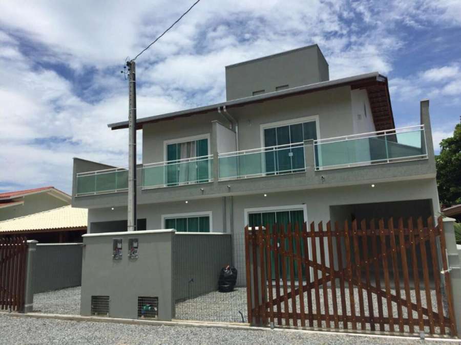 Sobrado Novo Praia