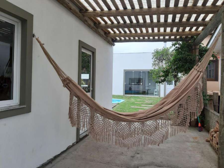 Casa com piscina em Torres