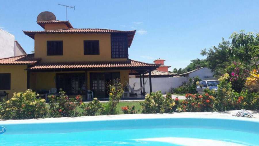 Casa com piscina em geriba Bùzios