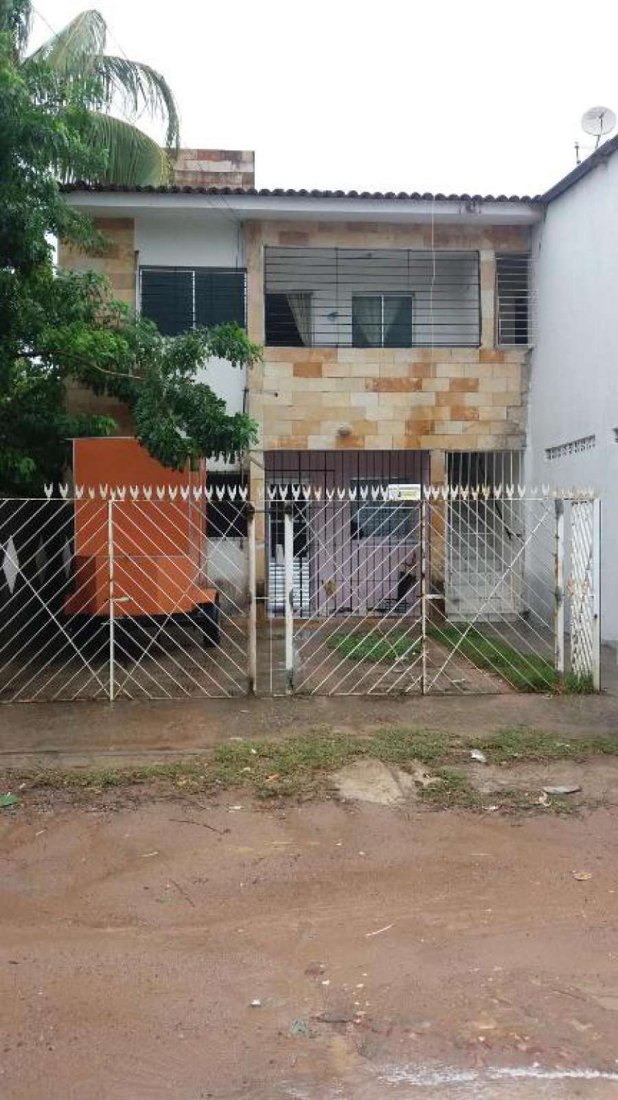 Casa pertinho da praia