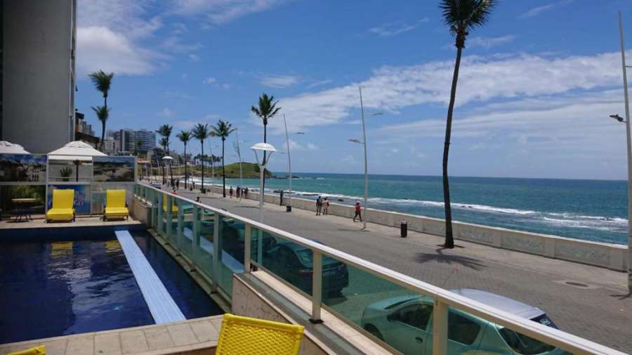 FLAT O POINT do CARNAVAL do FAROL da BARRA