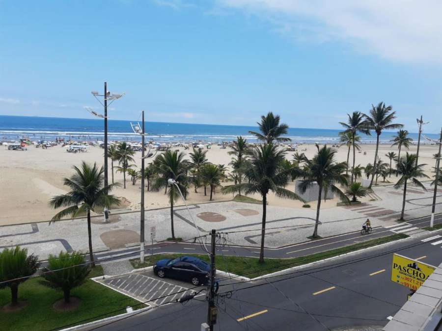 Incrível apartamento na Guilhermina com vista pro mar