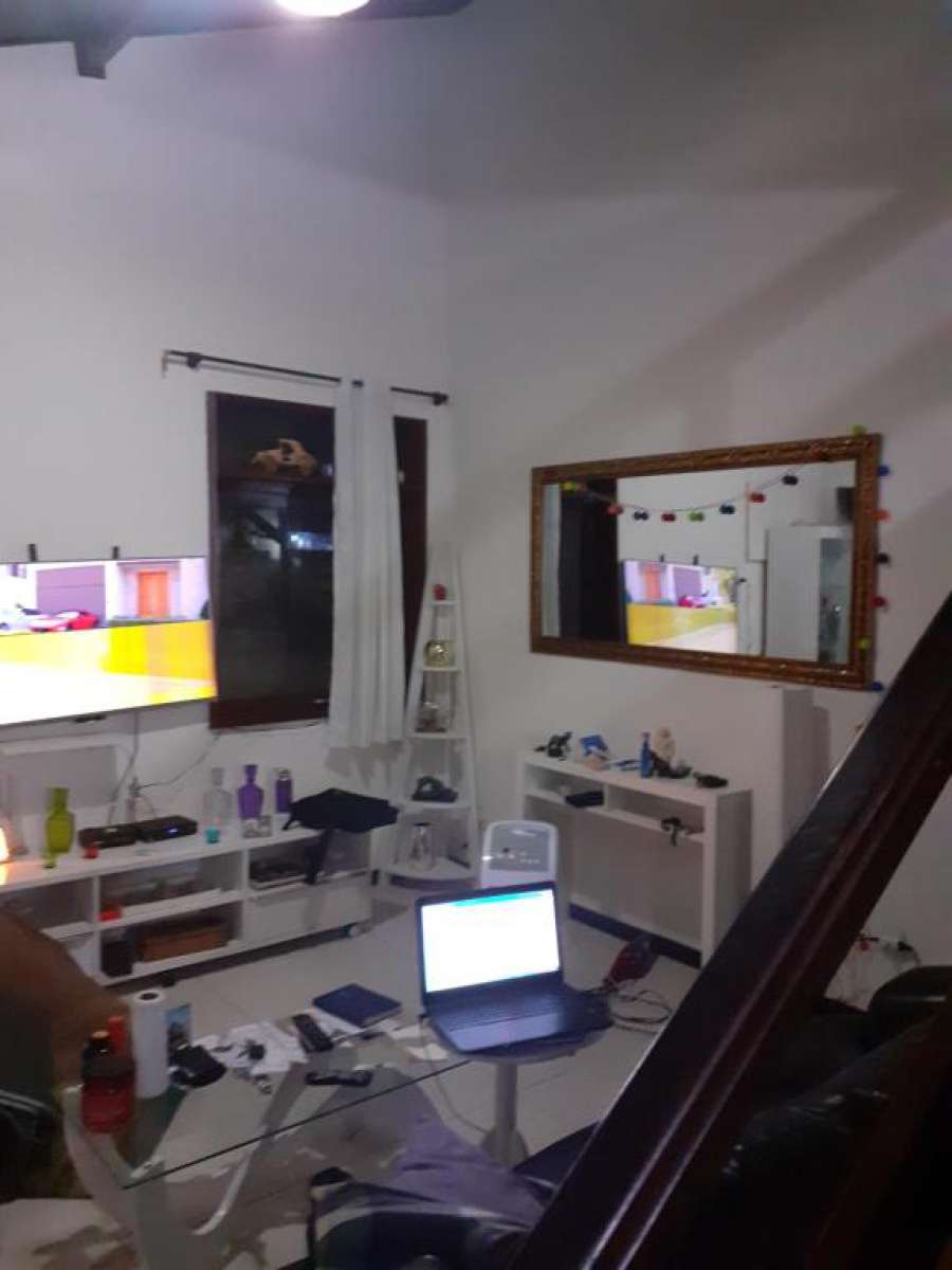 Casa em condomínio fechado