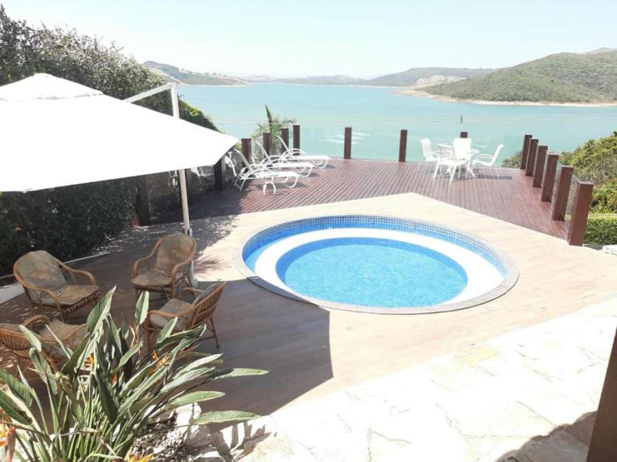 Casa em Escarpas do Lago