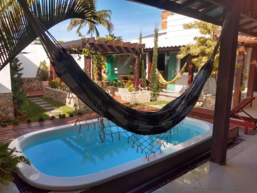 Casa duplex aconchegante com piscina e banheira de hidromassagem