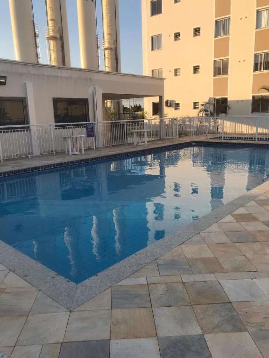 Apartamento mobiliado em condomínio fechado