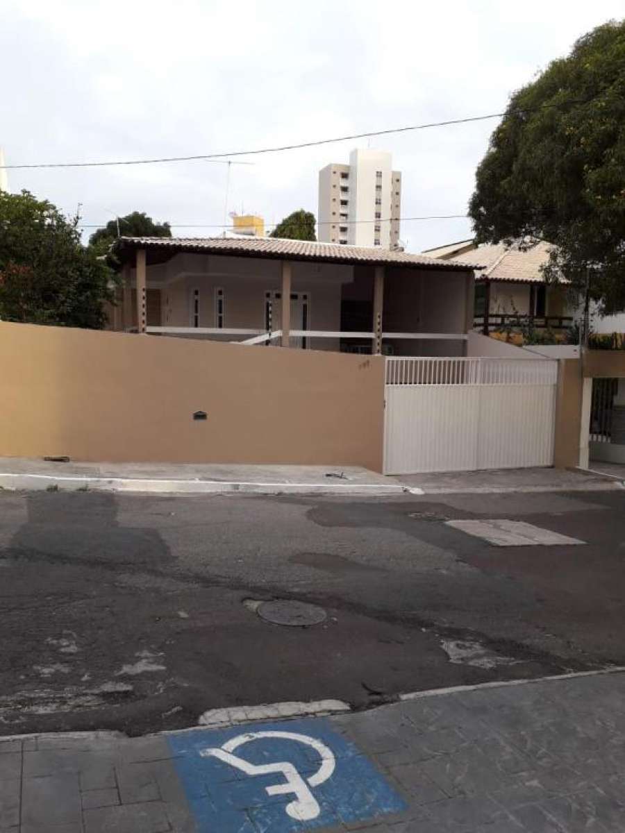 CASA ELENICE