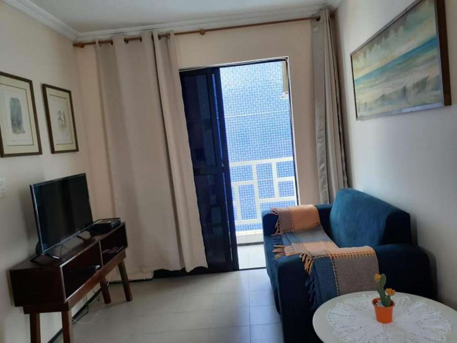 Apto. 100m da feirinha da beira mar