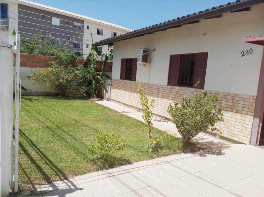 RECANTO DOS INGLESES - 3 QUARTOS - CASA COMPLETA