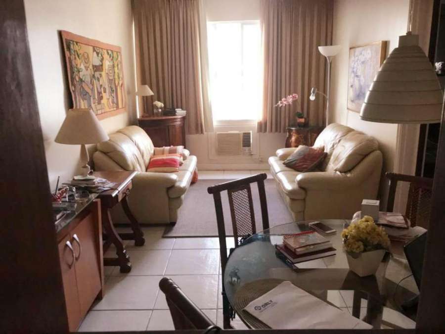 Ótimo apartamento apenas 2 quadras da praia de Ipanema
