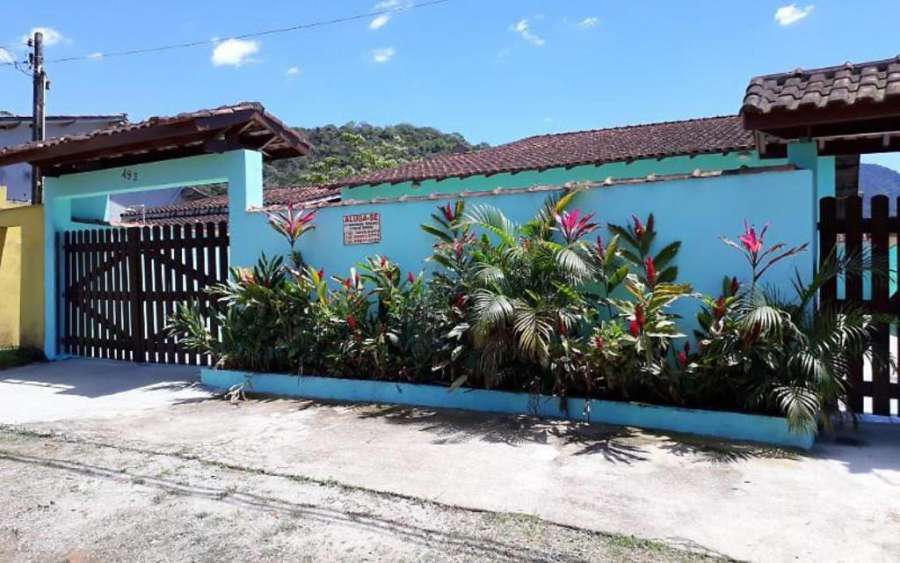 Casa linda com wi-fi pronta para te Receber!
