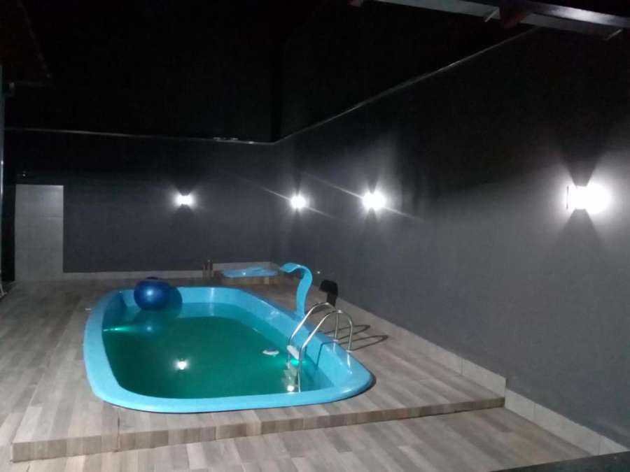 Linda casa com Piscina Férias em Camboriú SC