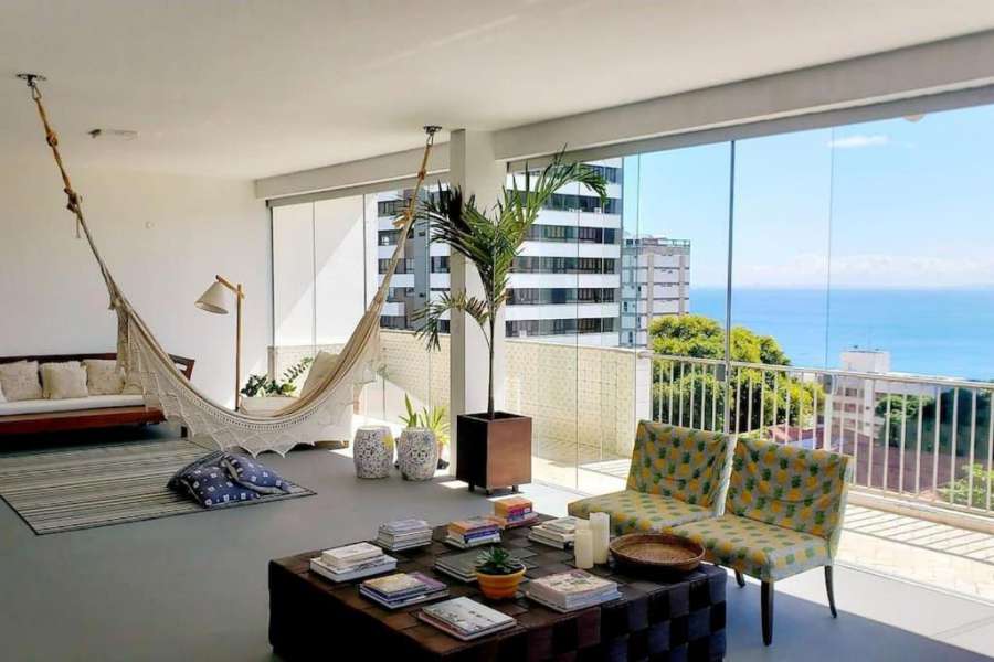 Charming and spacious apt with gorgeous seaview and bathtub