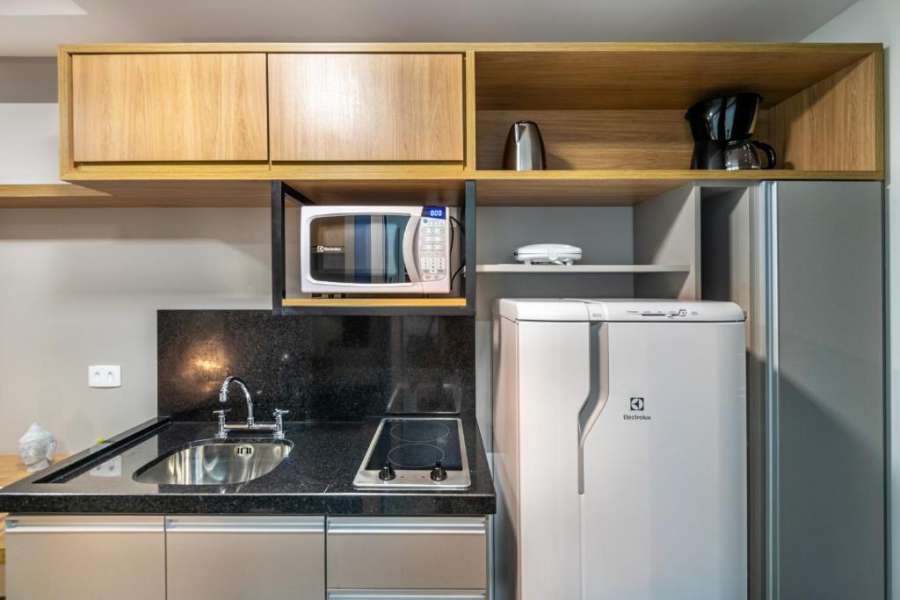 Studio Moscow - Central - AYN007