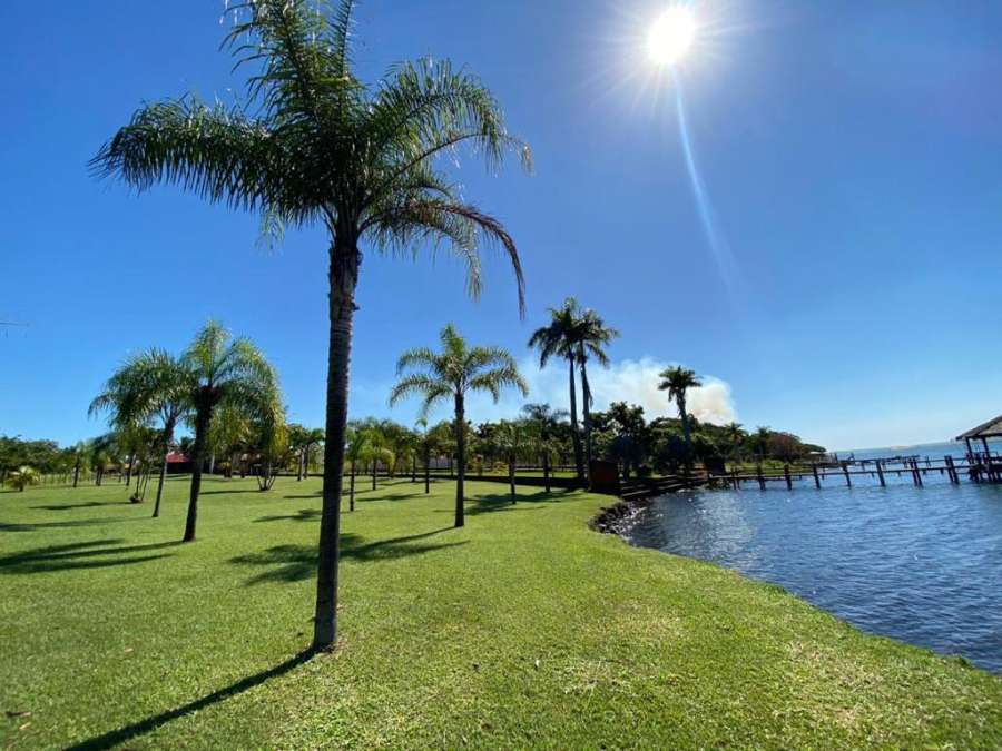 Espaço Mundo Off