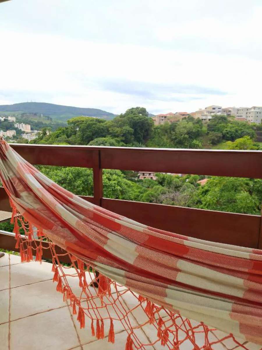 Casa com linda Vista no Centro