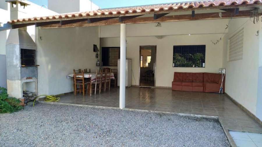 Casa em Bombinhas Praia de Zimbros para 7 pessoas