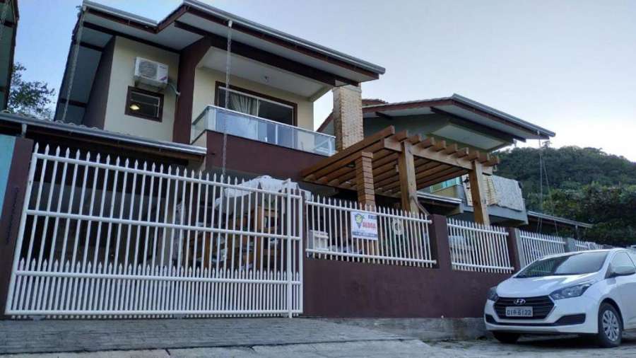 Casa em Bombinhas Praia da Conceição para 10 pessoas