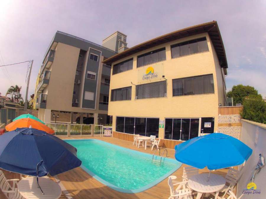 Apartamento triplo