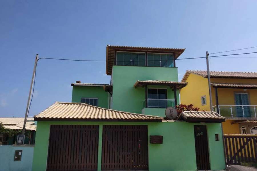 CASA COM VISTA