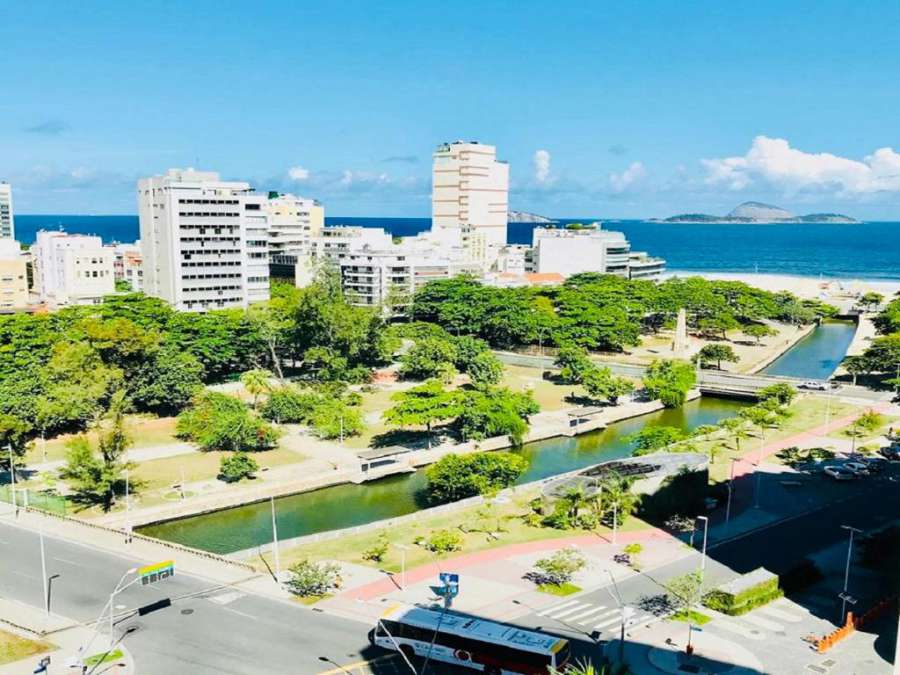 Fantástica vista da fronteira Leblon e Ipanema