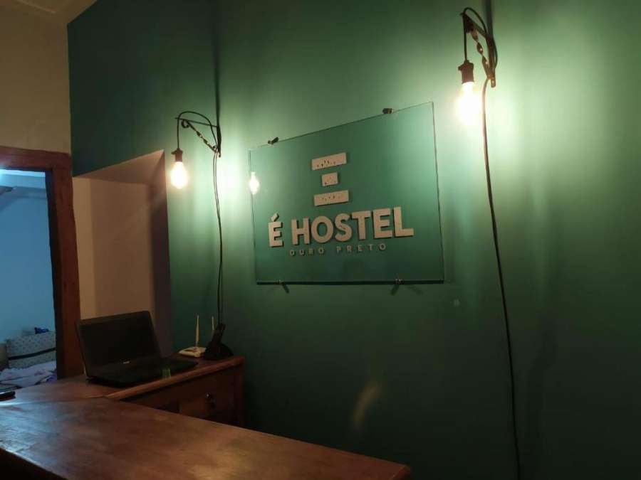 É Hostel