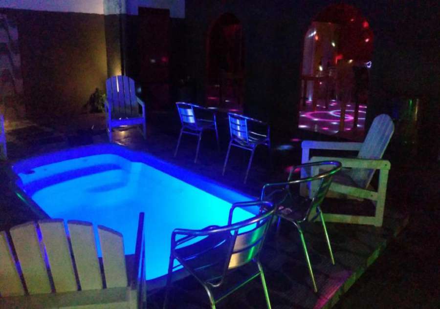 Haman Hostel & Sauna Masculina a 150 mts do Mar da Pajucara