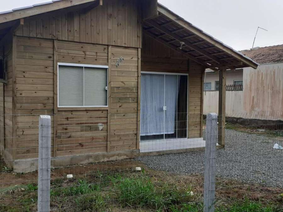 CASA NA PRAIA 2 QUARTOS amplo terreno