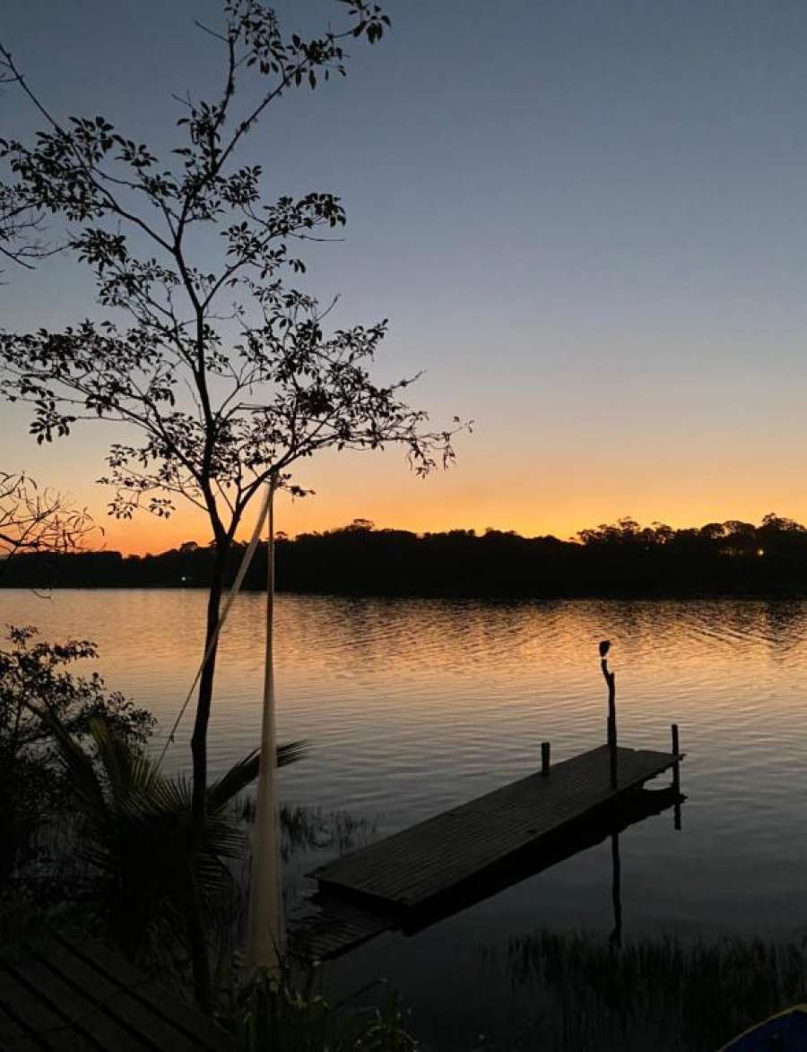 Linda Casa a Beira da Lagoa