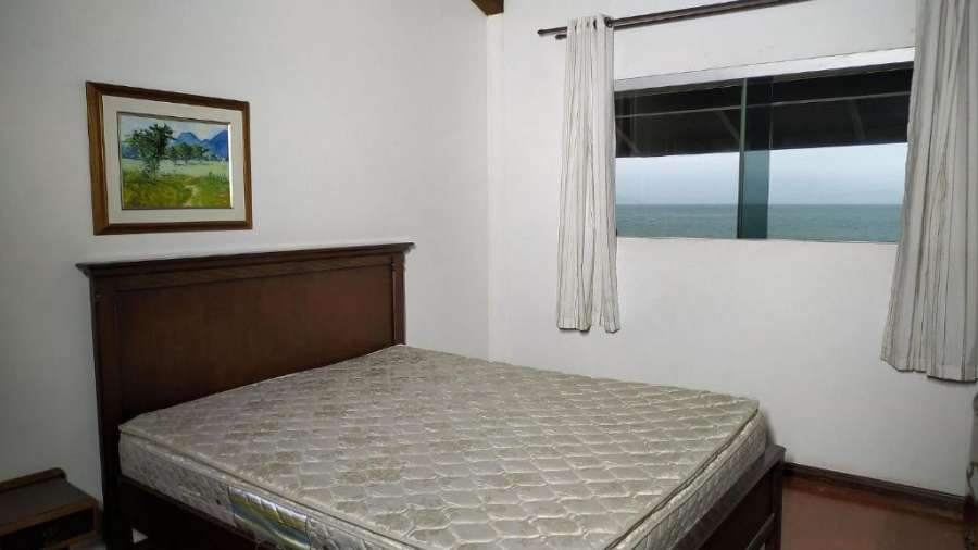 Casa em Canto Grande Frente Mar