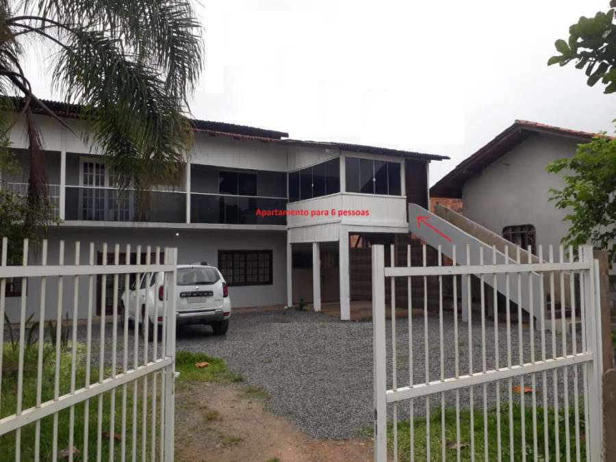 Apartamento em sobrado para 6 pessoas
