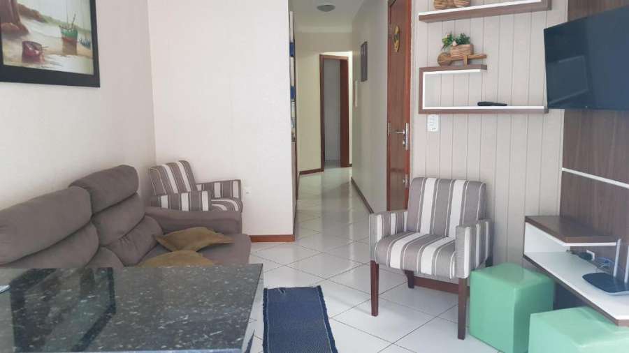APARTAMENTO NA MEIA PRAIA