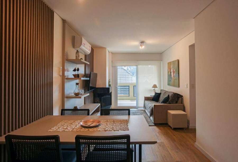 Lindo apartamento com 2 quartos no Centro de Canela