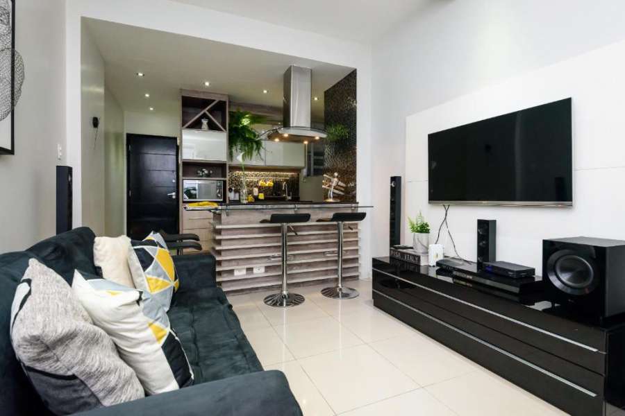 Pineapples BC101 Estiloso apartamento em Copacabana