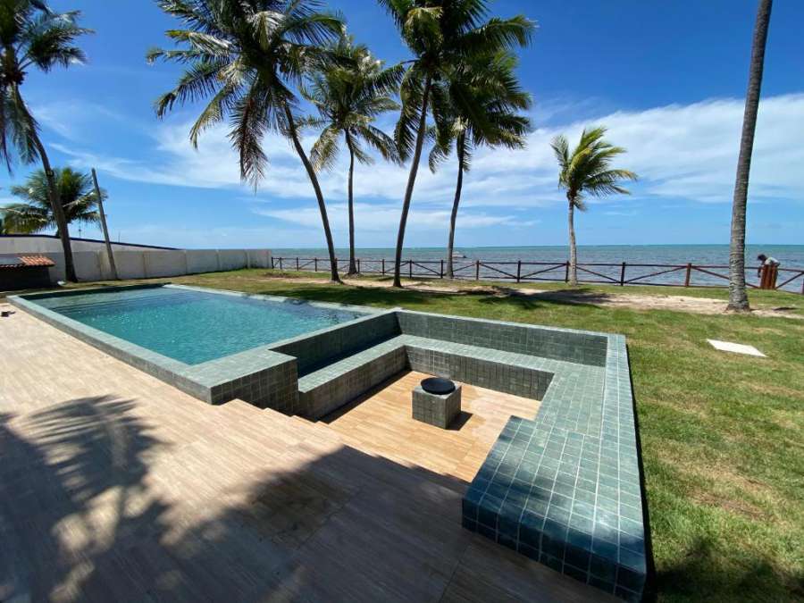 Bela casa de Praia Beira Mar com piscina em Peroba