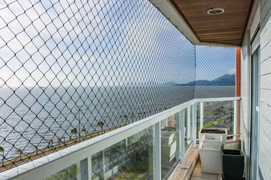 Belíssimo apartamento com vista do mar em pleno centro da cidade