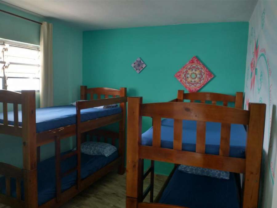 Quarto em Apartamento Familiar