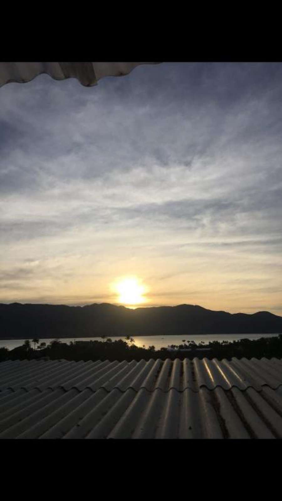 Casa de Família em ótimo bairro / Ilhabela SP