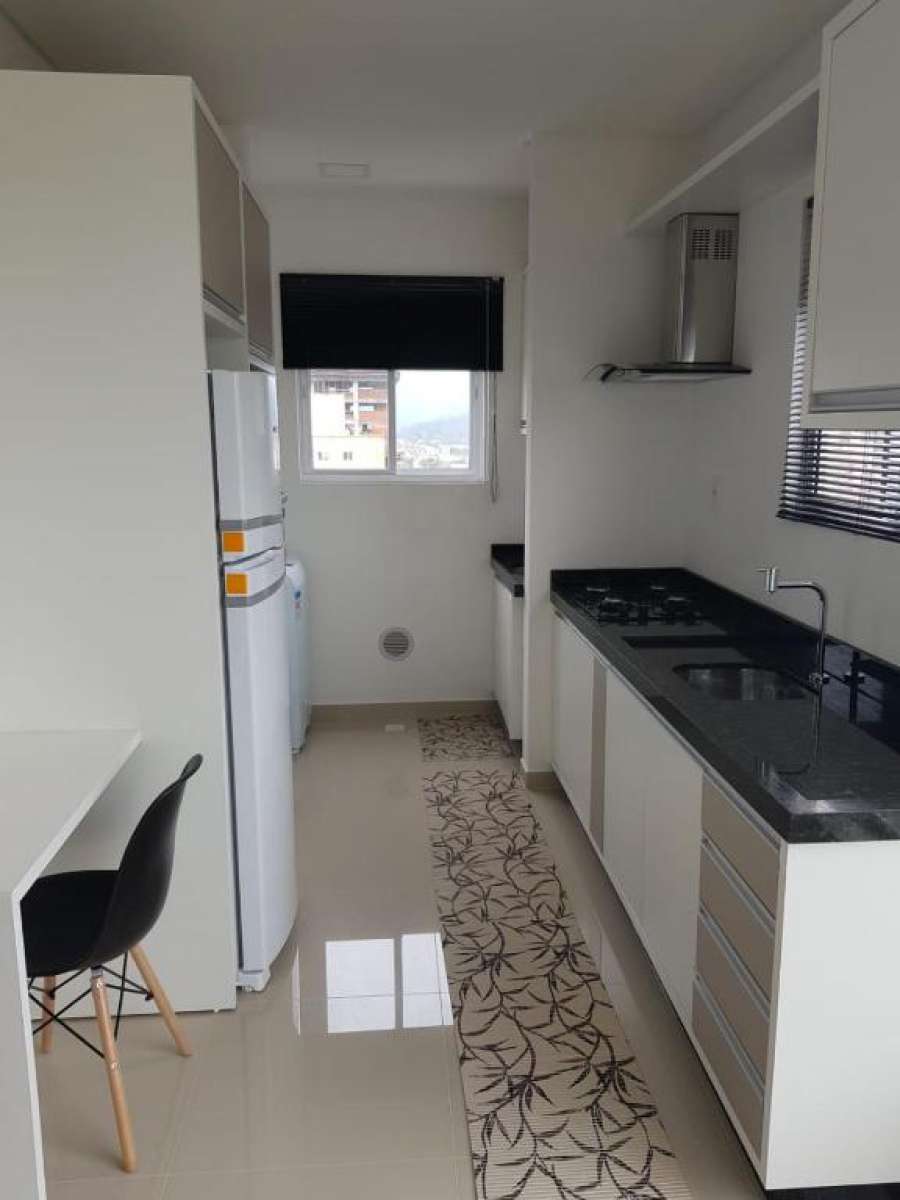 Apartamento com vista p o mar em itapema/sc