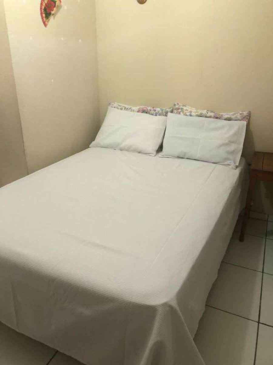 Hostel Leal