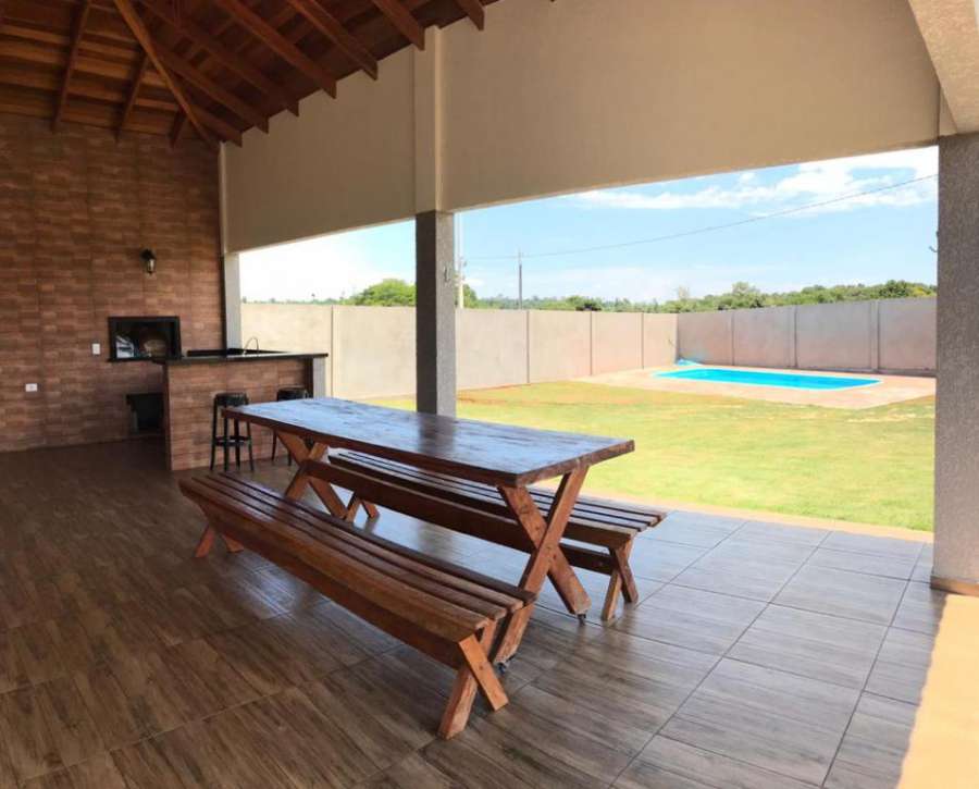 Chácara com piscina