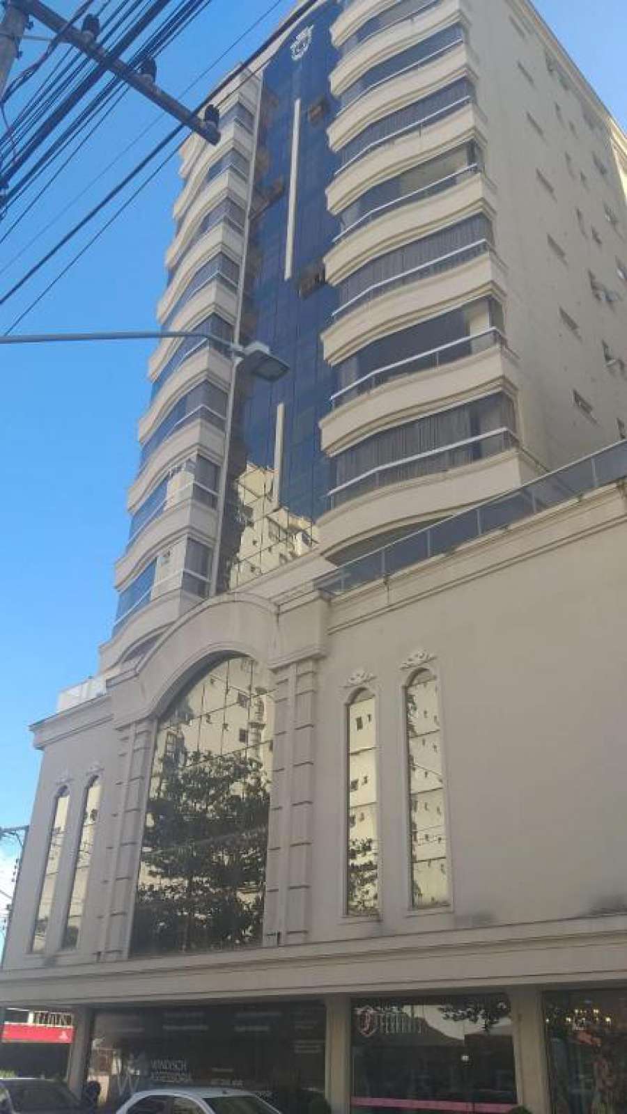Apartamento Alto Padrão Estilo Louis XV próximo a praia