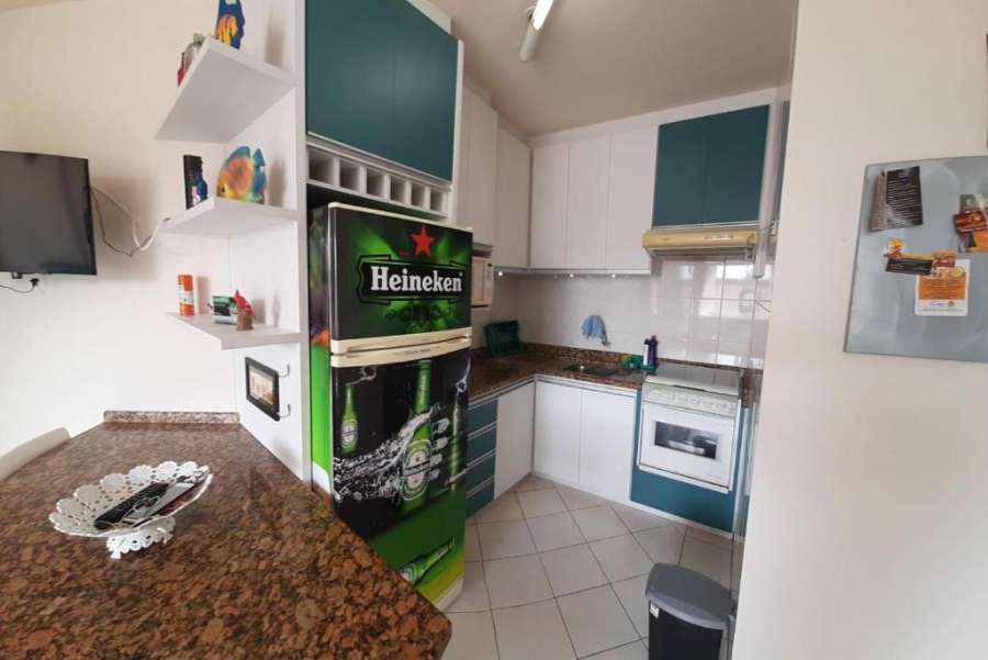 Belo apartamento pé na areia -50 metros do mar