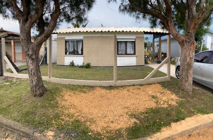 Casa em Atlântida Sul