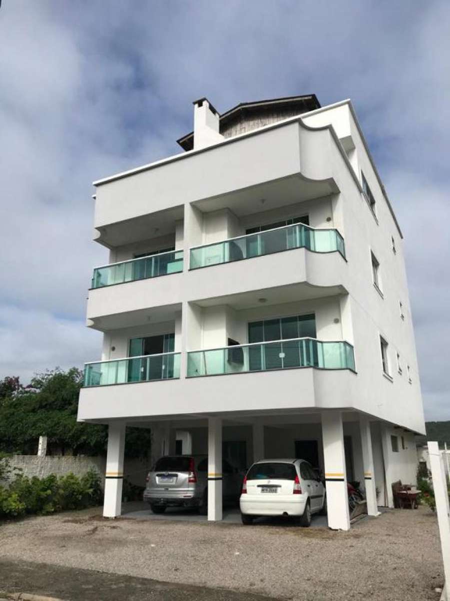 Apartamentos Econômicos em Bombas