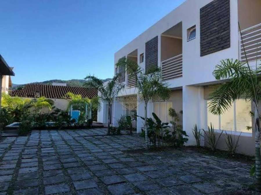 Casa em condomínio em juquehy