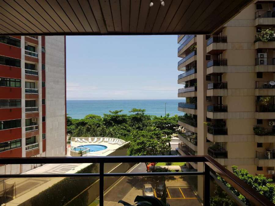 CaviRio EC26 - Linda casa em São Conrado